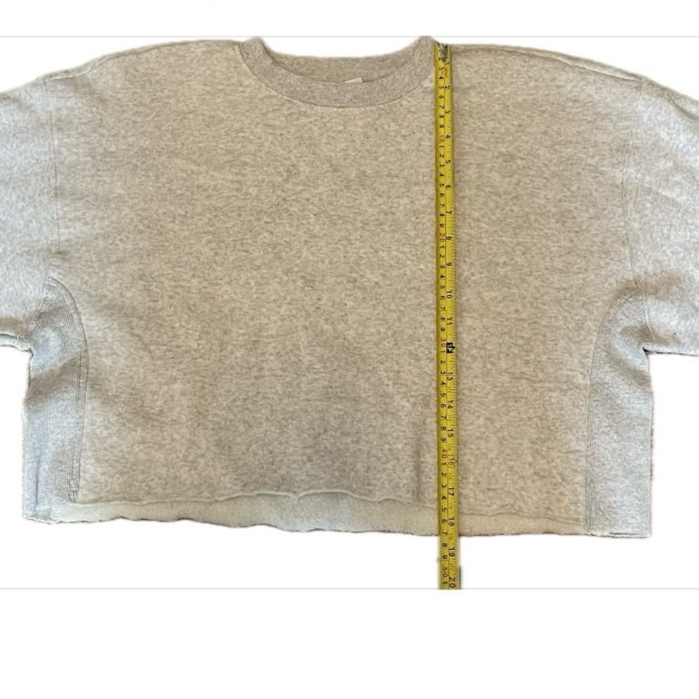 Cropped Gray Women's Top